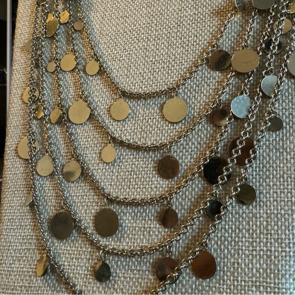 ⚜️3 for $30⚜️ Vintage Gold Tone Layered Coin Statement Necklace - Picture 5 of 6